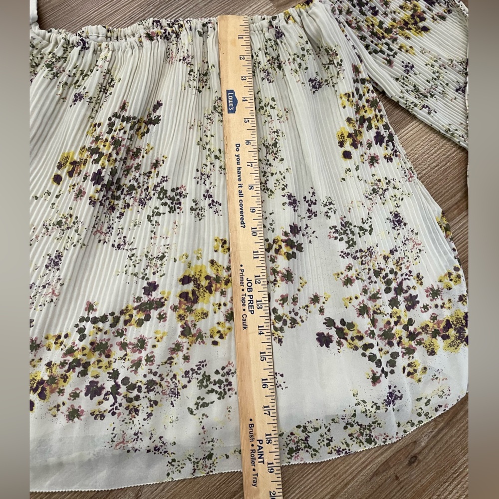 Buckle Willow and Root Off the Shoulder Floral Sheer Top Size M - Picture 7 of 10